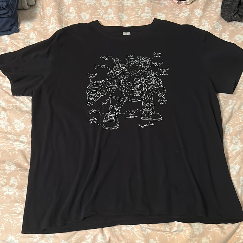 Bioshock shirt, character: A big daddy
